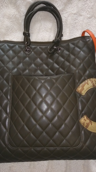 SOLD! Chanel Cambon Olive Green Python CC - Picture 2 of 7